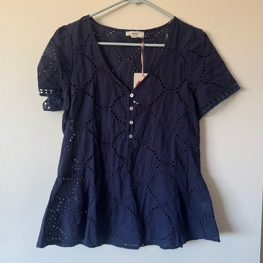 NWT ENTRO Eyelet Peplum Blouse in Nave Size Small